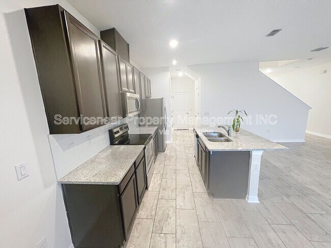 Building Photo - 11634 Woodleaf Dr