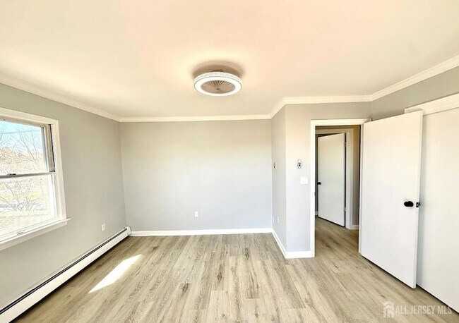 Building Photo - 35 Fiat Ave