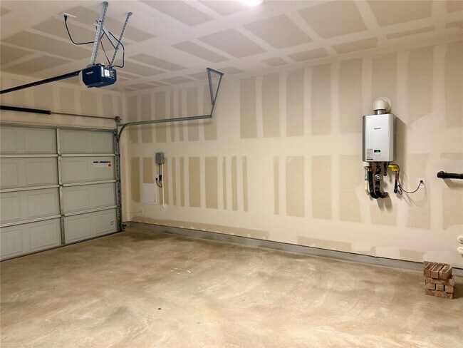 Building Photo - 134 Big Banyan Dr