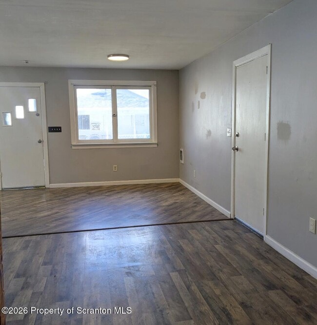 Building Photo - 414 Orchard St