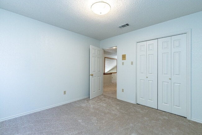 Building Photo - *Two Story Beauty in Preston Smith*