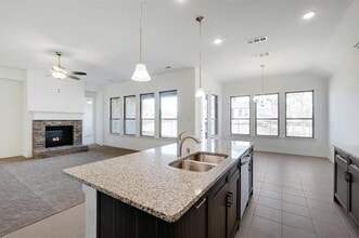 Building Photo - 4732 Mission Ct