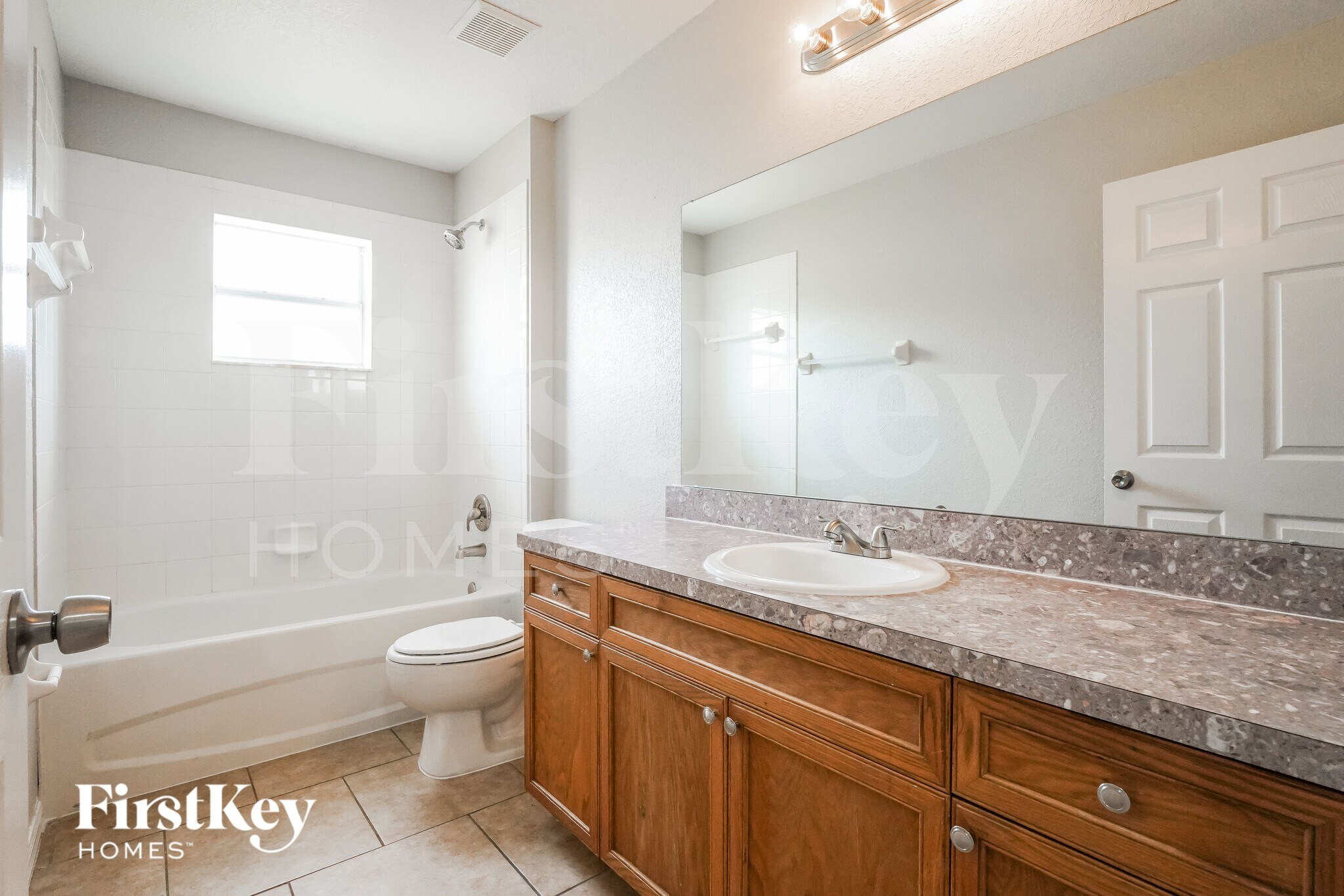 Building Photo - 211 Grouper Ct