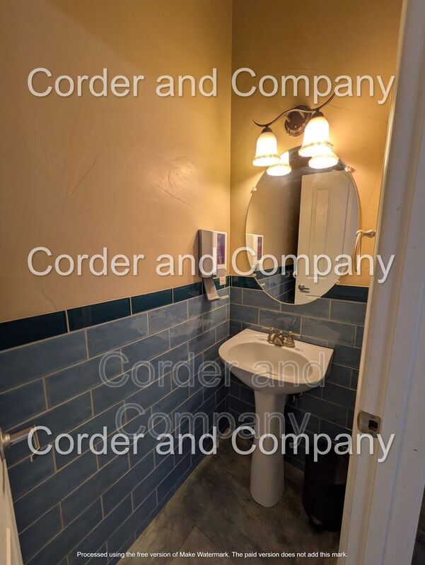 Building Photo - 940 Sellers Dr NE