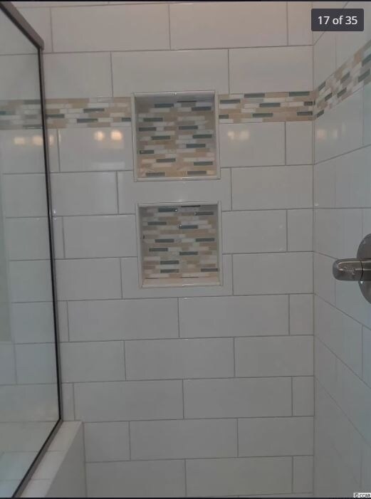 Building Photo - 527 Redleaf Rose Dr