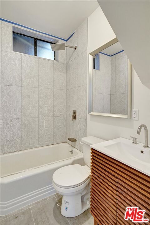 Building Photo - 7450 Palo Vista Dr