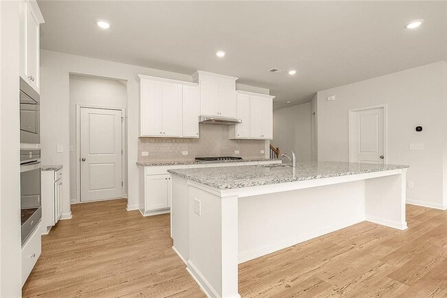 Building Photo - 410 Pt Pl Dr