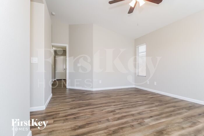 Building Photo - 13576 W Desert Ln