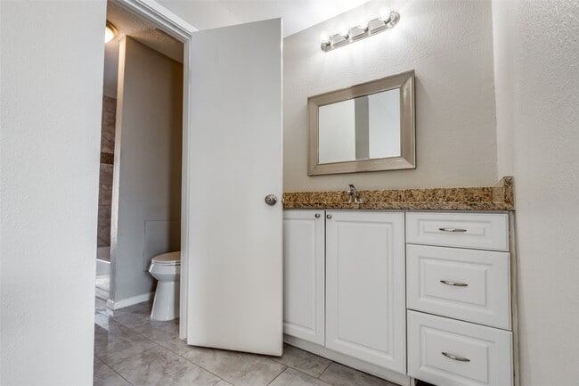 Building Photo - 1930 Avenue B