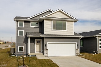 Building Photo - 16637 Goodman Dr