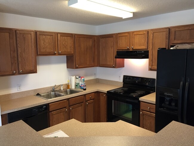 Building Photo - 436 Red Hawk Loop