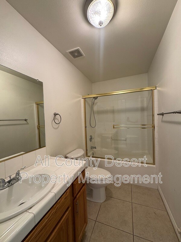 Building Photo - 28175 Avenida La Paz