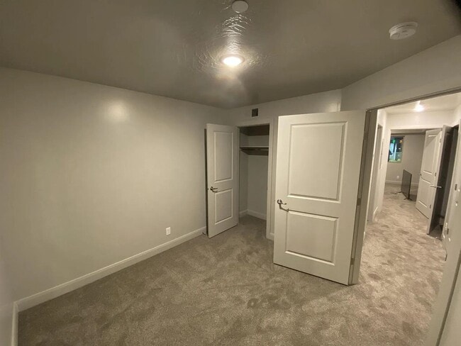 Building Photo - Modern and Freshly Built 2 Bedroom Condo!