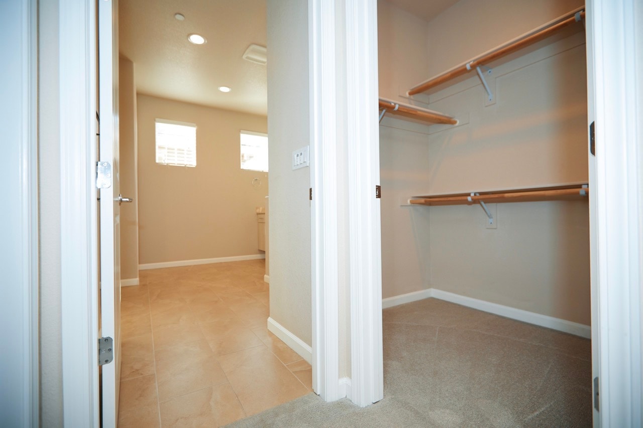 Building Photo - 4714 Tina Speciale Dr