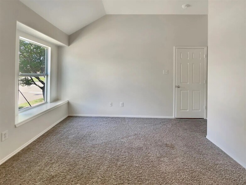 Building Photo - 1525 Canvasback