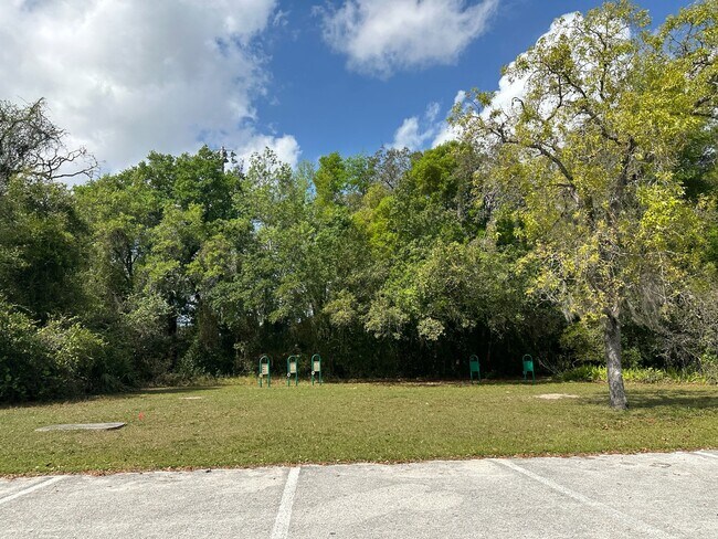 Building Photo - 5206 Sunridge Palms Dr