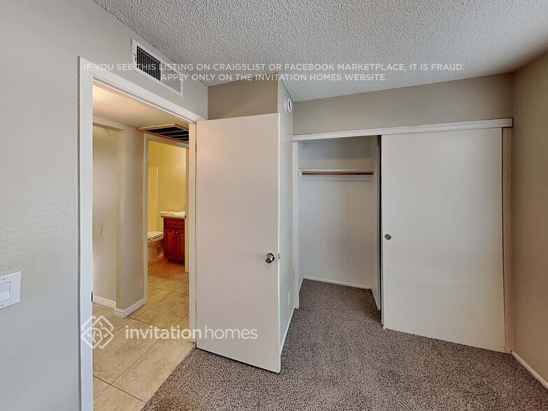 Building Photo - 18016 N 57th Ave