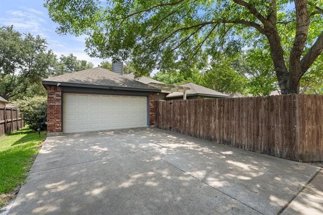 Building Photo - 4664 Wales Dr