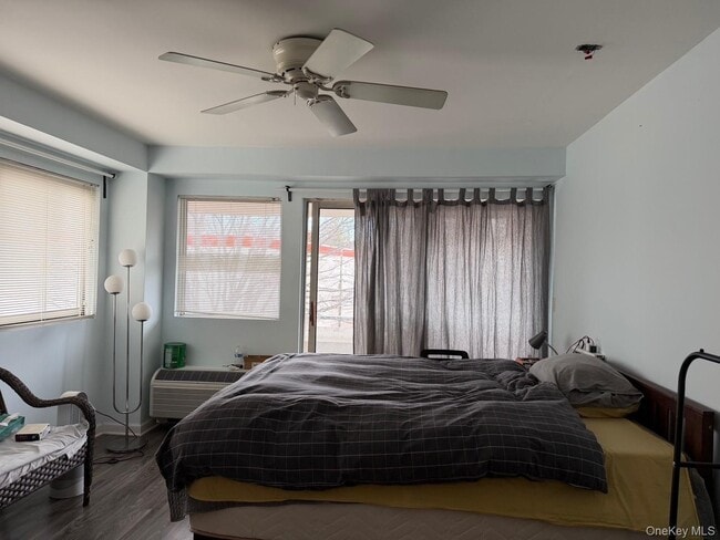 Building Photo - 88 Cutter Mill Rd