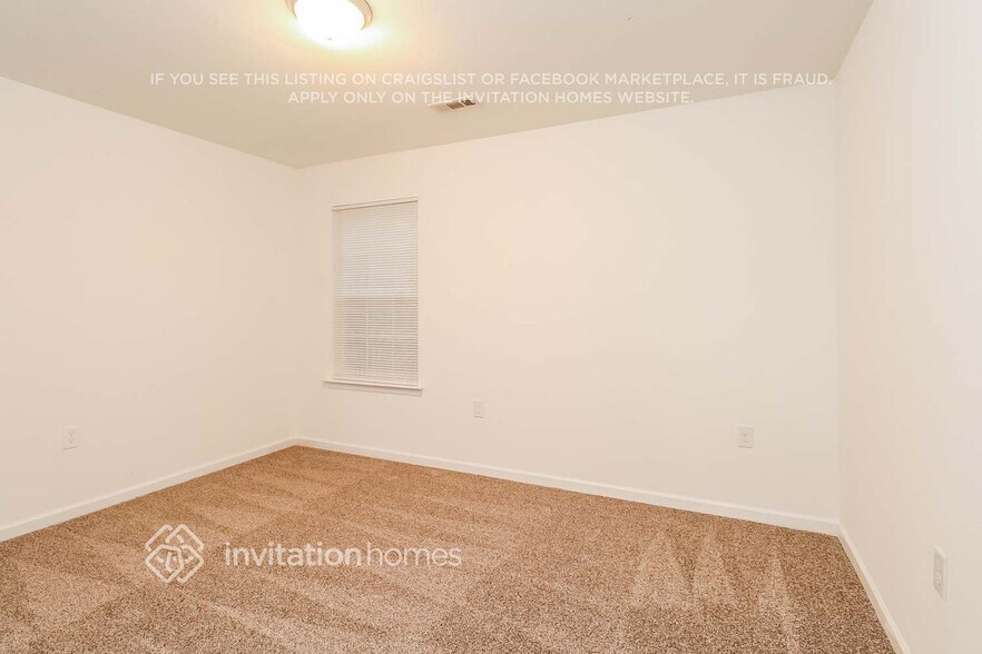 Building Photo - 12927 Settlers Trail Ct