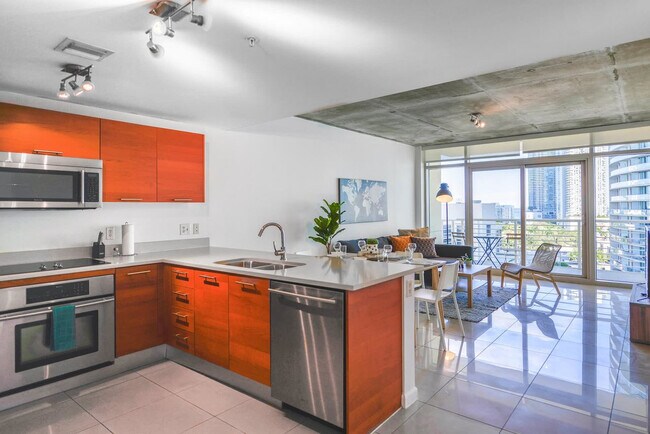 Building Photo - 3250 NE 1st Ave