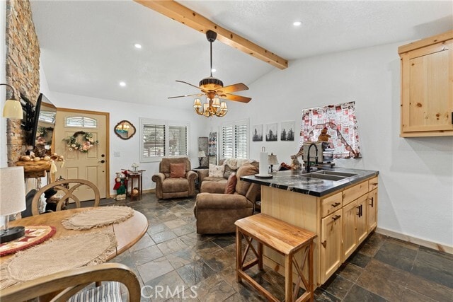 Building Photo - 318 Los Angeles