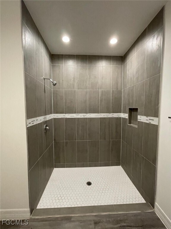 Building Photo - 8027 Buttercup Cir