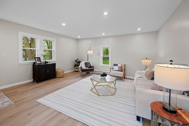 Building Photo - 6429 Wembridge Dr