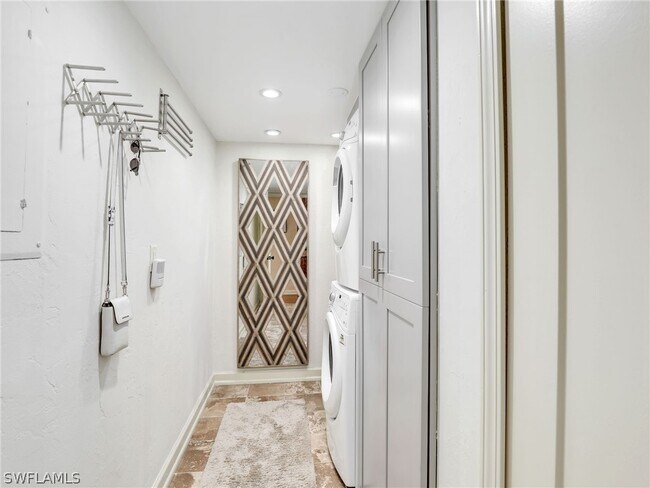 Building Photo - 11030 Gulf Shore Dr