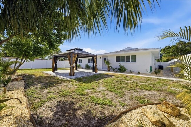 Building Photo - 1301 62nd Terrace S