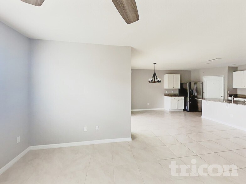 Building Photo - 9013 Pinales Wy