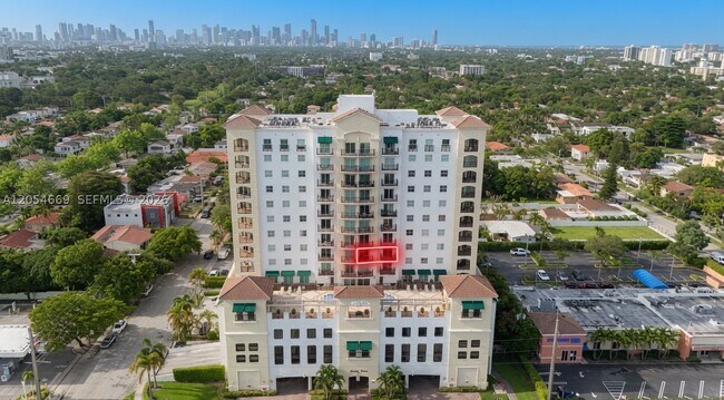 Building Photo - 1627 SW 37th Ave