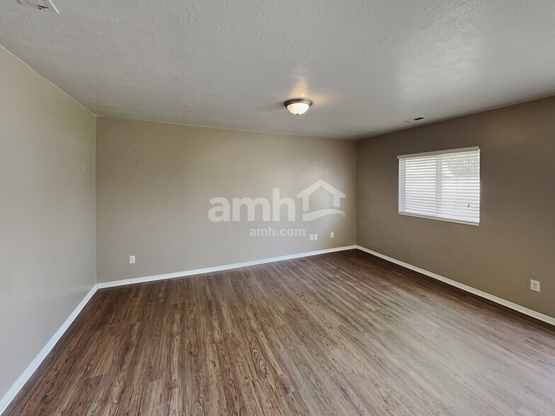 Building Photo - 3153 W 5025 S