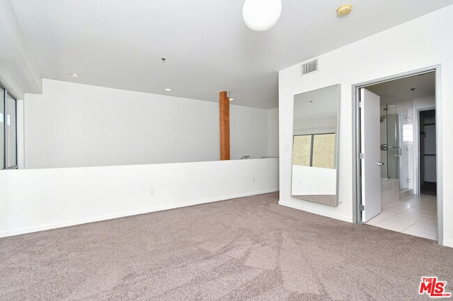 Building Photo - 11500 Tennessee Ave