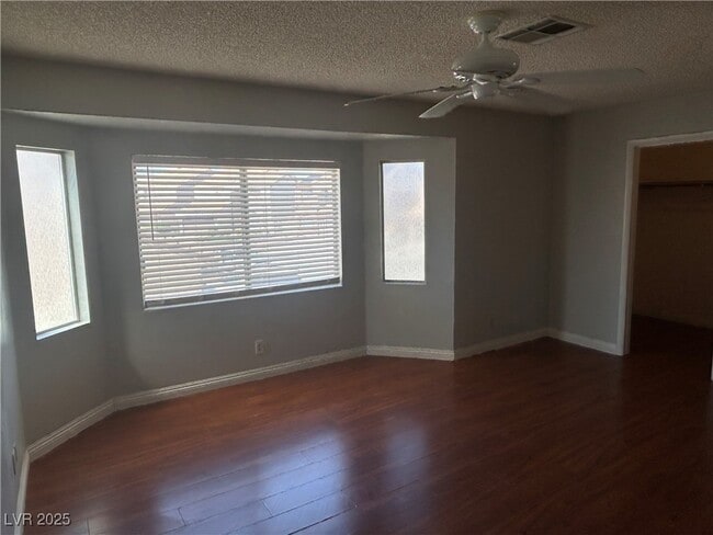 Building Photo - 5419 Walton Heath Ave