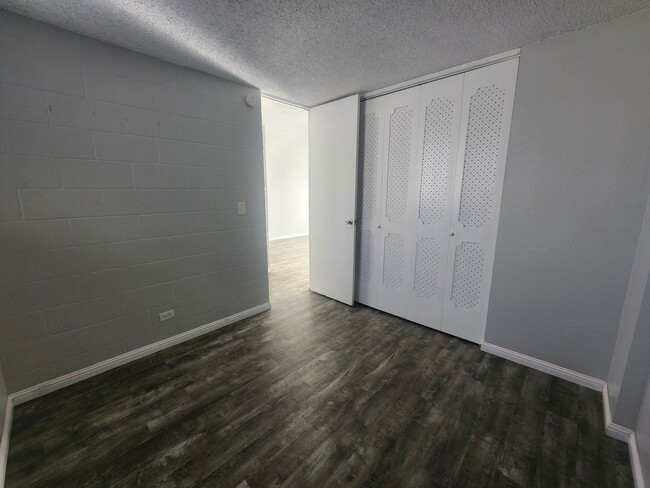 Building Photo - 2302 Kauhale #806