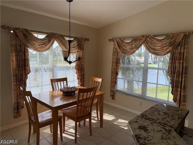 Building Photo - 14860 Crystal Cove Ct