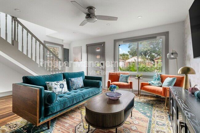 Building Photo - 201 Nassau St