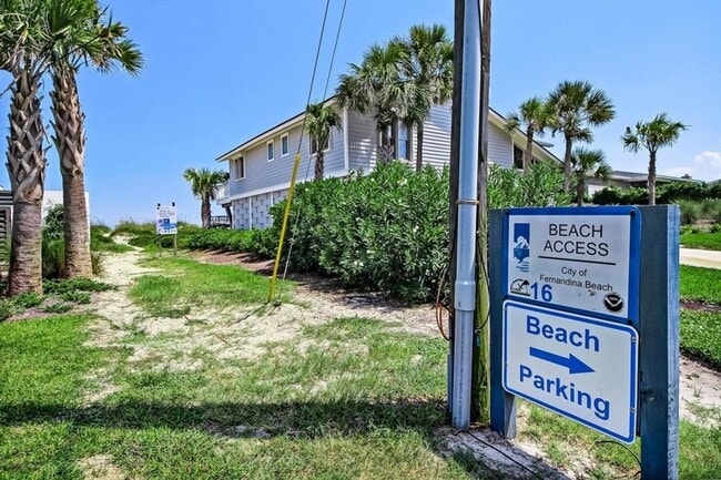 Building Photo - Adorable Amelia Island Beach Cottage – 2BR...
