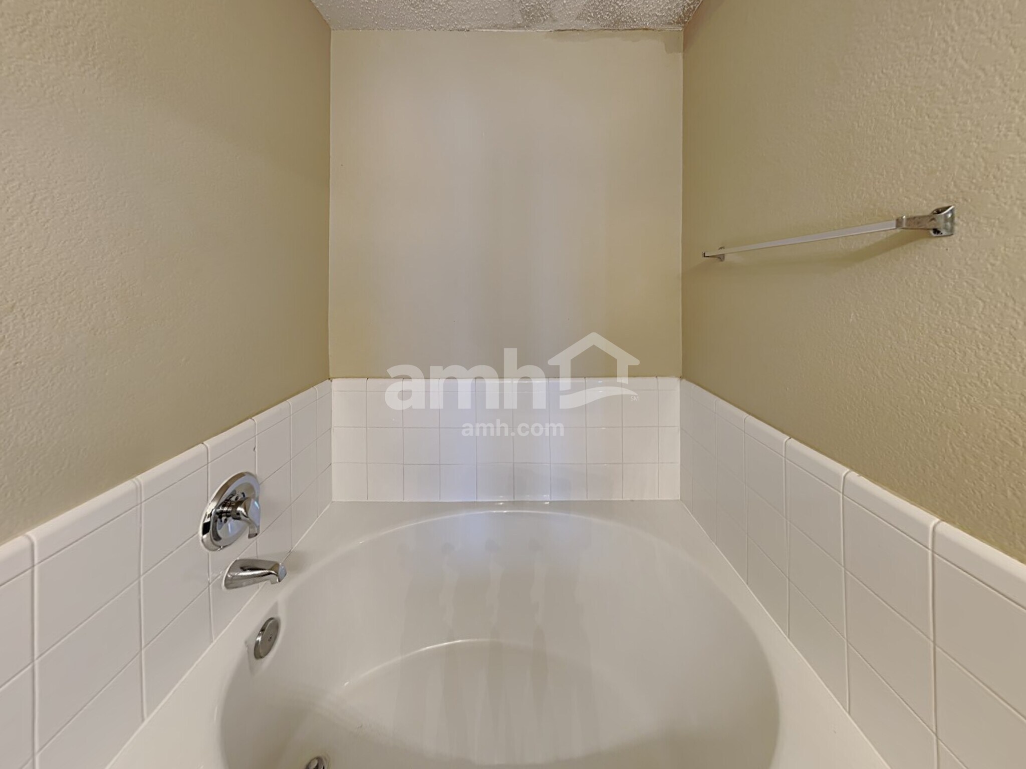 Building Photo - 1140 Single Tree Dr