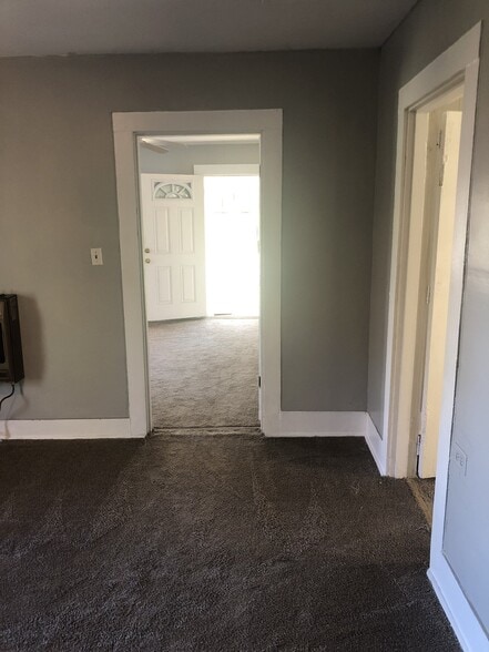 Building Photo - 1411 King St