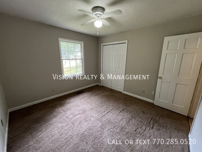 Building Photo - 55 S Greenwood Dr