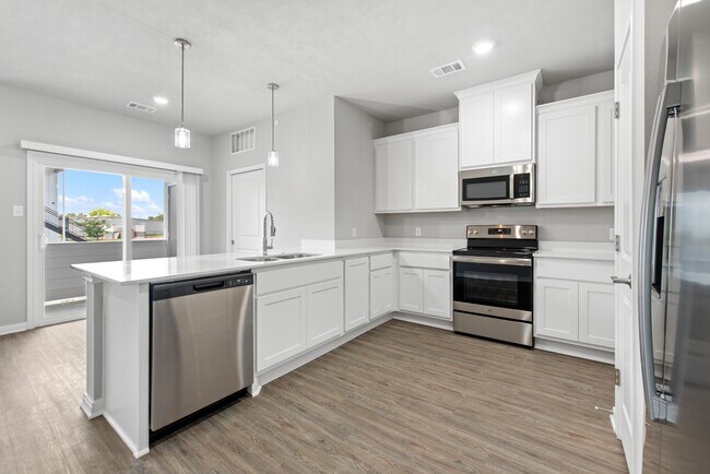 Building Photo - 1326 Prairie Dr