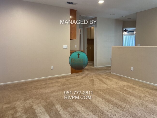 Building Photo - Highly Desirable Orangecrest Location!!!