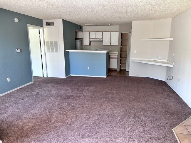 Building Photo - 2Bed/2Bath Condo available at  Villas Del ...