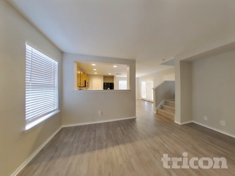 Building Photo - 3839 Cherokee Blvd