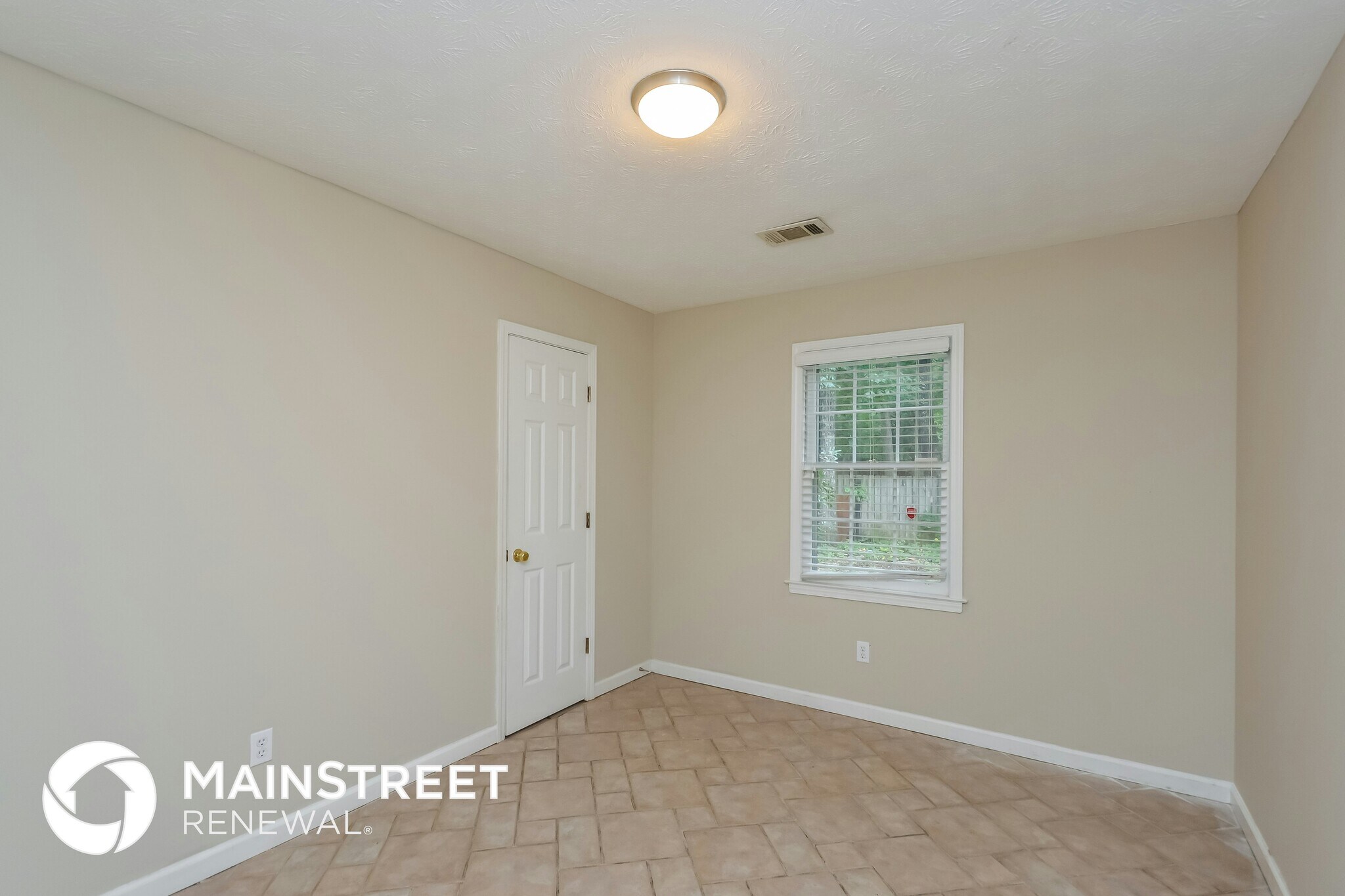 Building Photo - 105 Stone Creek Dr