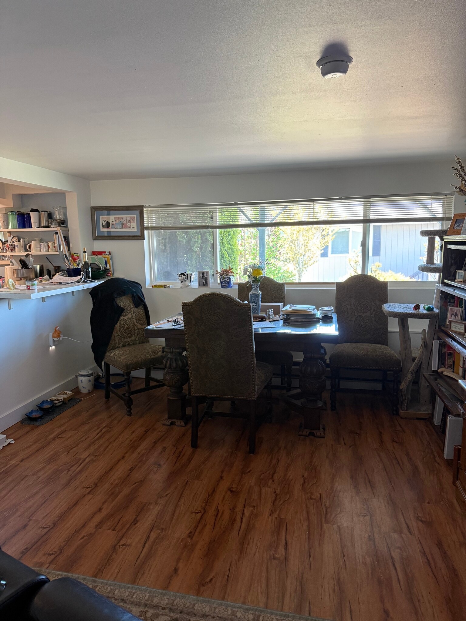 Dining Area - 2832 W Mercer Way