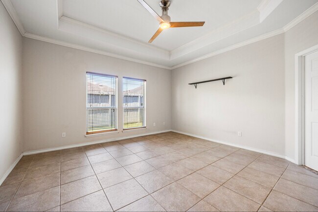 Building Photo - 2529 Windrose Dr