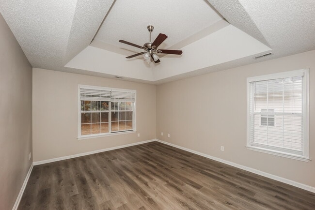 Building Photo - 309 Westhill Dr